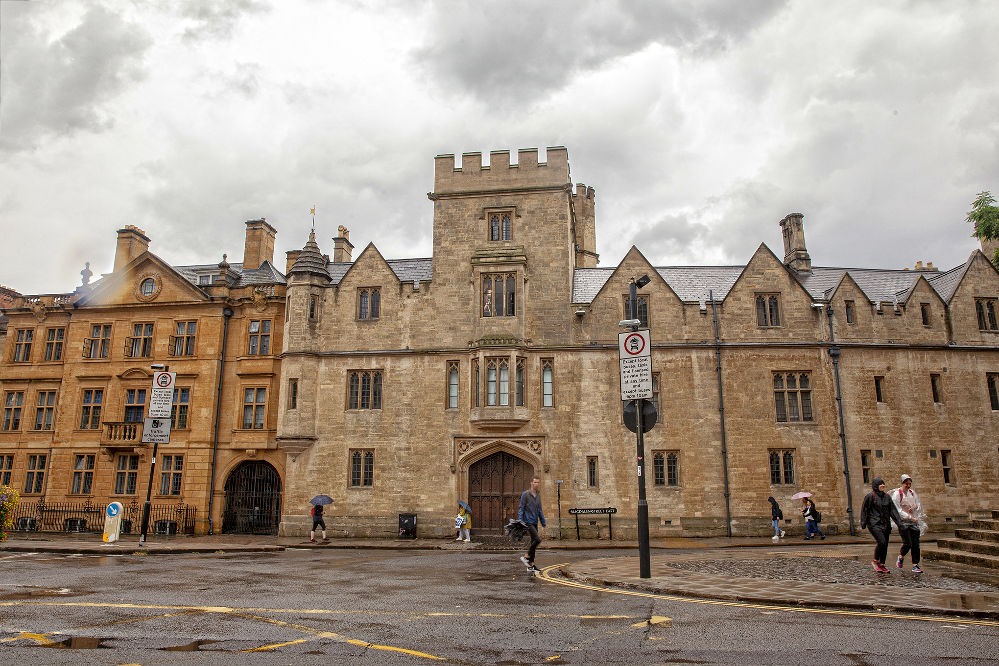 Oxford Magdalen street east