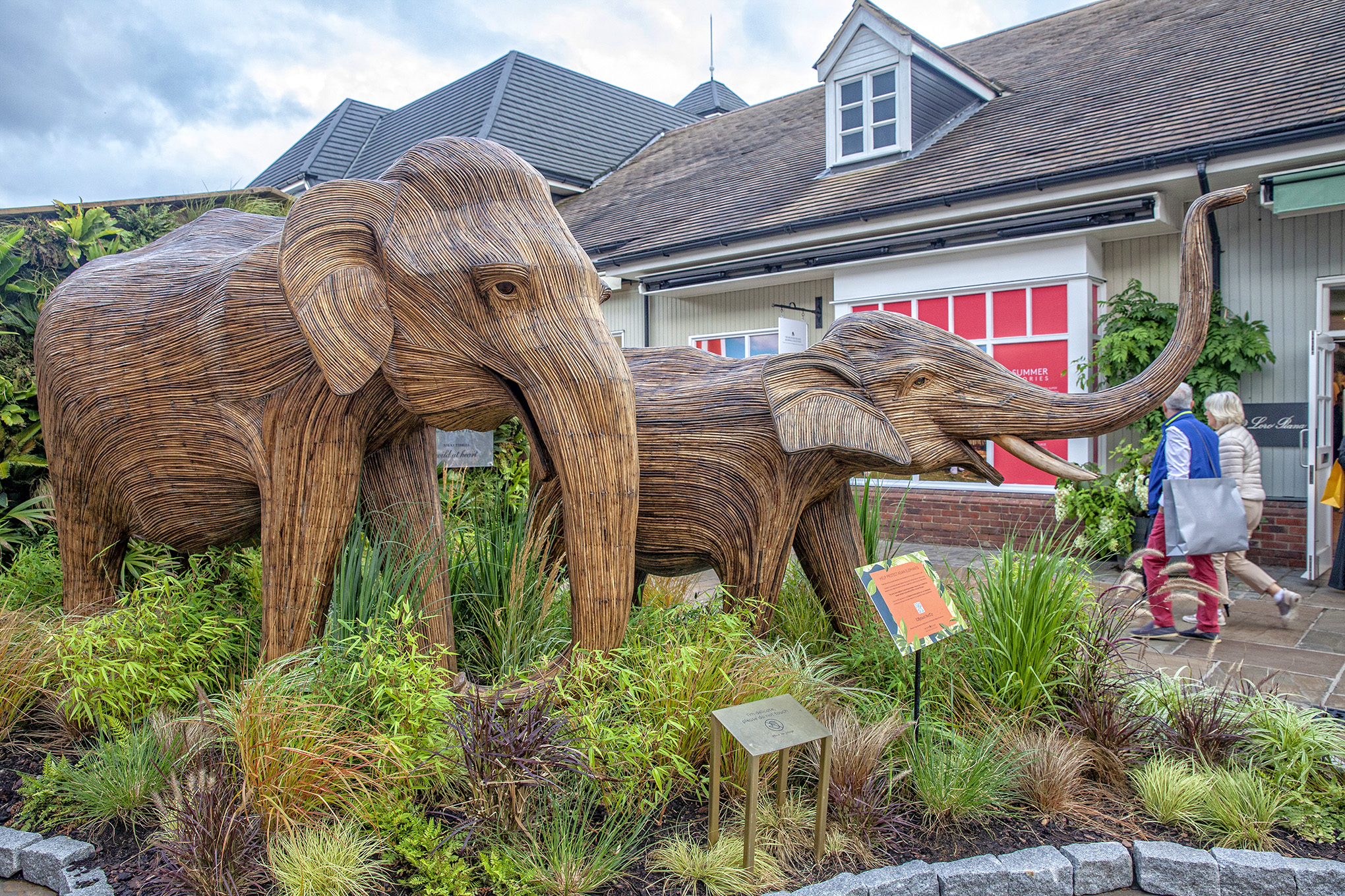 Bicester Village- Outlet Center