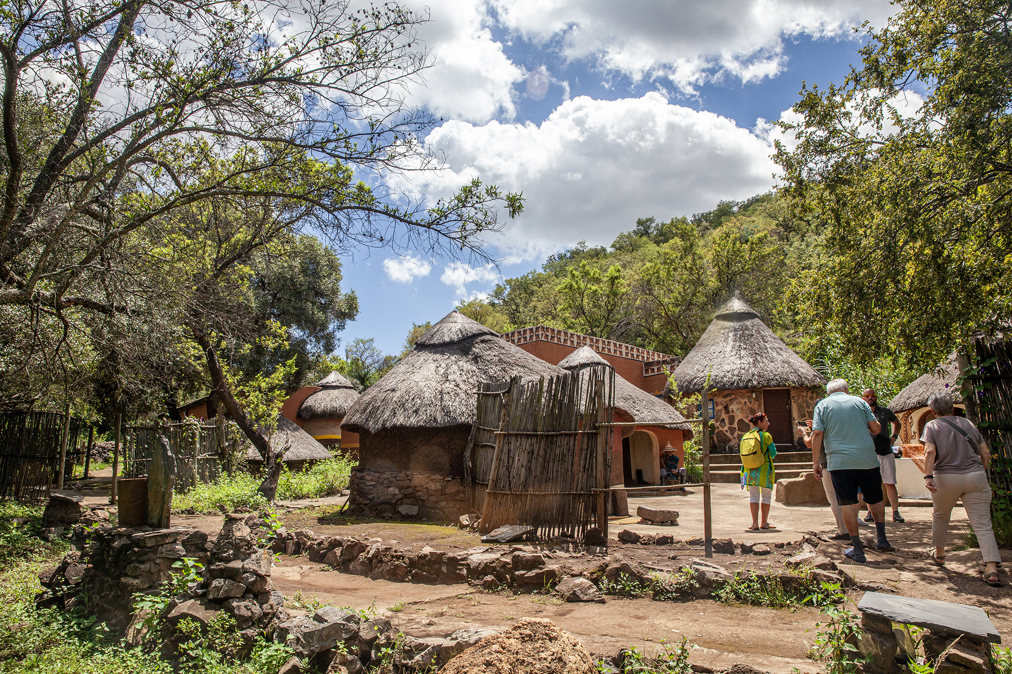 GA- Johannesburg- Lesedi- Sotho köyü